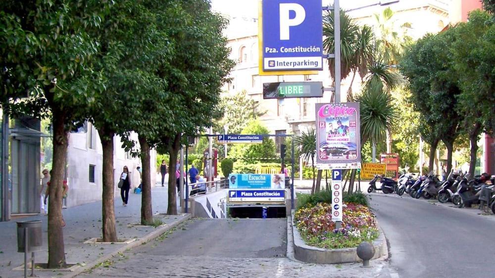 Precioso Apartamento En Jaen A 70 M De La Catedral Bagian luar foto